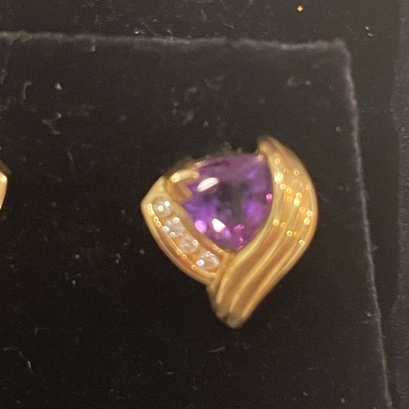10k gold trillion amethyst and diamond earrings - Picture 4 of 6